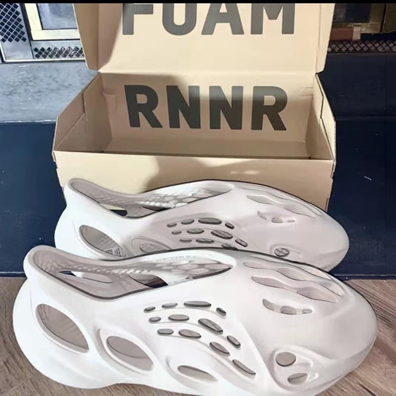 Sandales Yeezy Runner pour homme, tendance et de haute qualité, en mousse, répliques 1:1, tongs décontractées et mode pour la plage, pointures 37