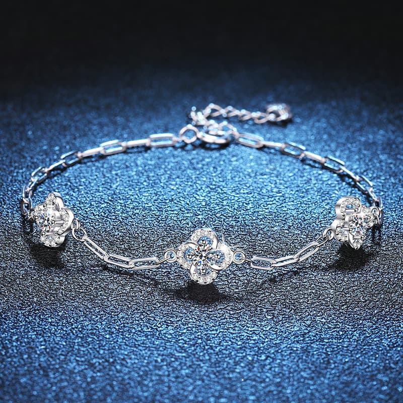 S Pure Silver Light Luxury Versatile Prosperous Four-Leaf Clover 60 Points D Color Moissanite Bracelet For Women