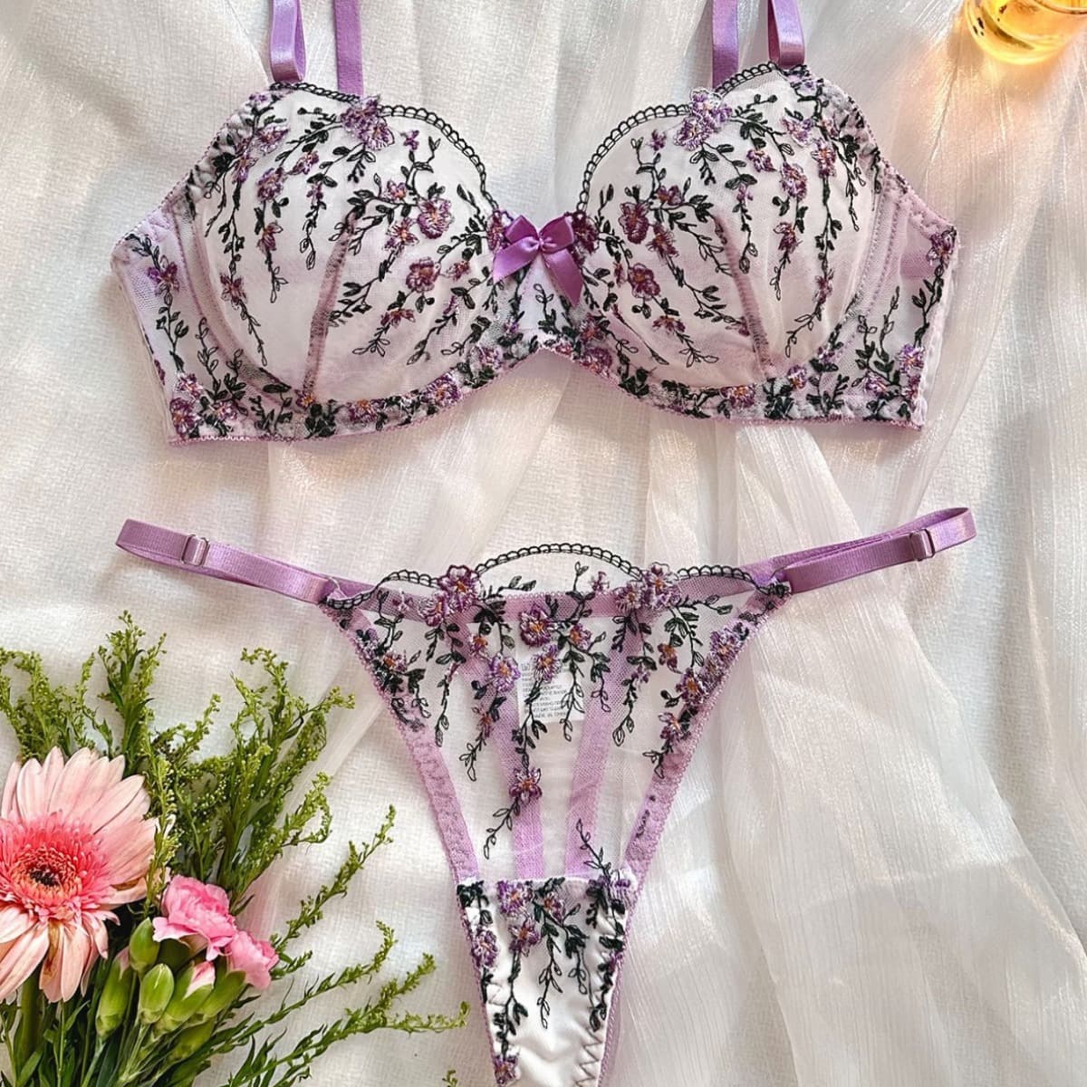 Women's Sleepwears New High End Temperament Style Floral Embroidery Transparent Mesh Temptation Sexy Underwear Set