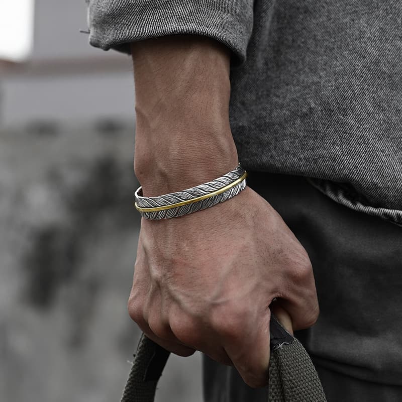 Men's Jewelry Vintage Feather Bracelet With Engraved Arabesque Pattern, Adjustable Open Cuff Bangle For Casual & Formal Wear