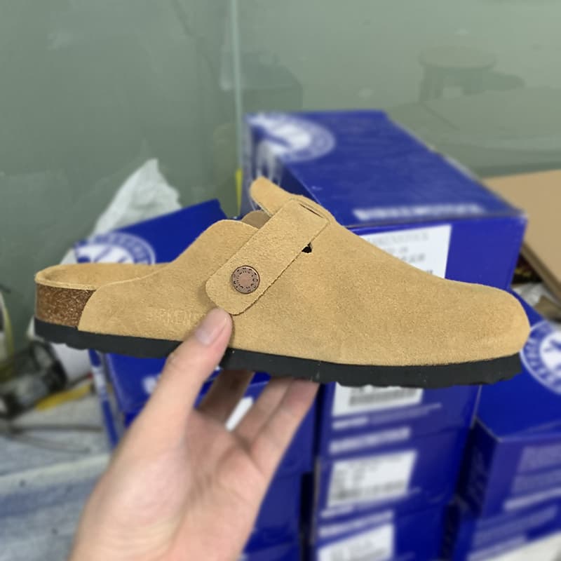 Pantoufles en cuir de vachette pour hommes et femmes, chaussures confortables en liège, semelle plate, bout décontracté