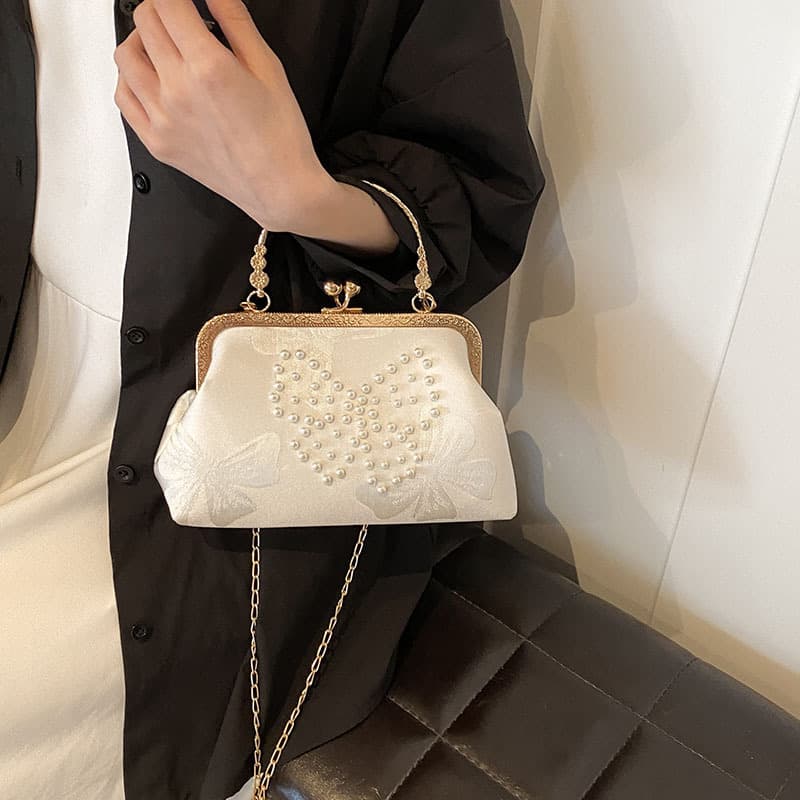 Doctor Bag New Exquisite Embroidered Handbag, New Style, Banquet Hanfu Handbag, Niche Commuter Cloud Bag