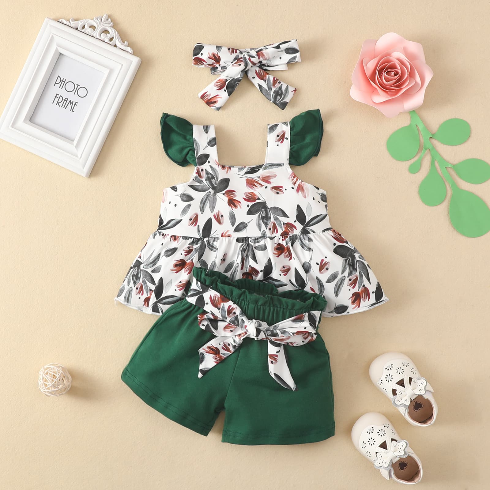 Babies' clothes summer girls' suits infants and young children flying sleeve tops shorts three-piece set baby leaves sleeveless shoulder strap suit