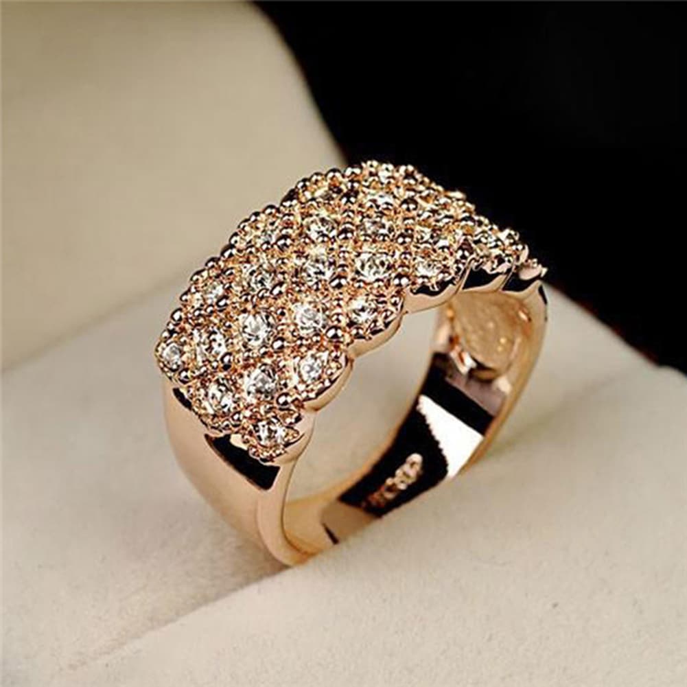 Shuosbai Luxury Ladies Rhinestone Inlaid Finger Ring Wedding Engagement Jewelry Gift