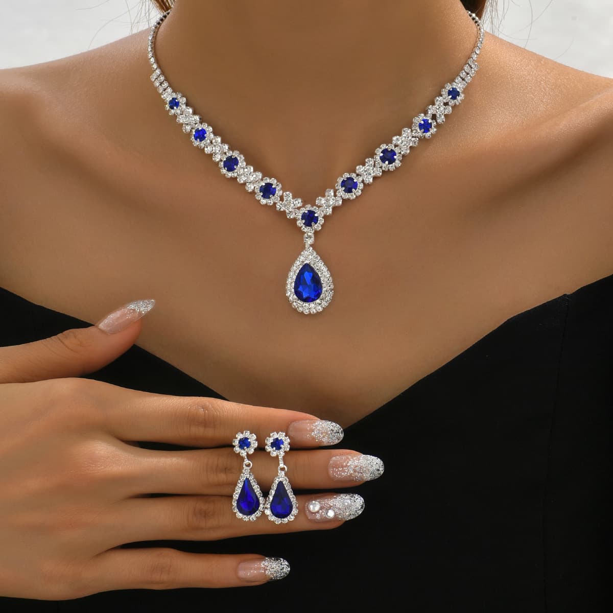 Fashion New Jewelry High grade Crystal Women's Droplet Necklace Earrings