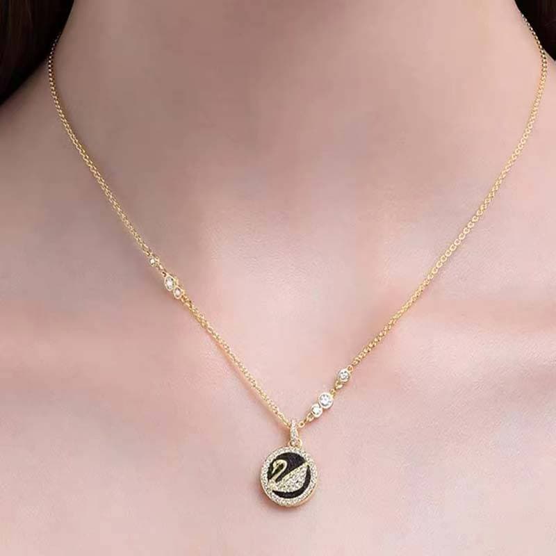 SwarovskiLEATHER SWAN Love Swan Female Clavicle Chain