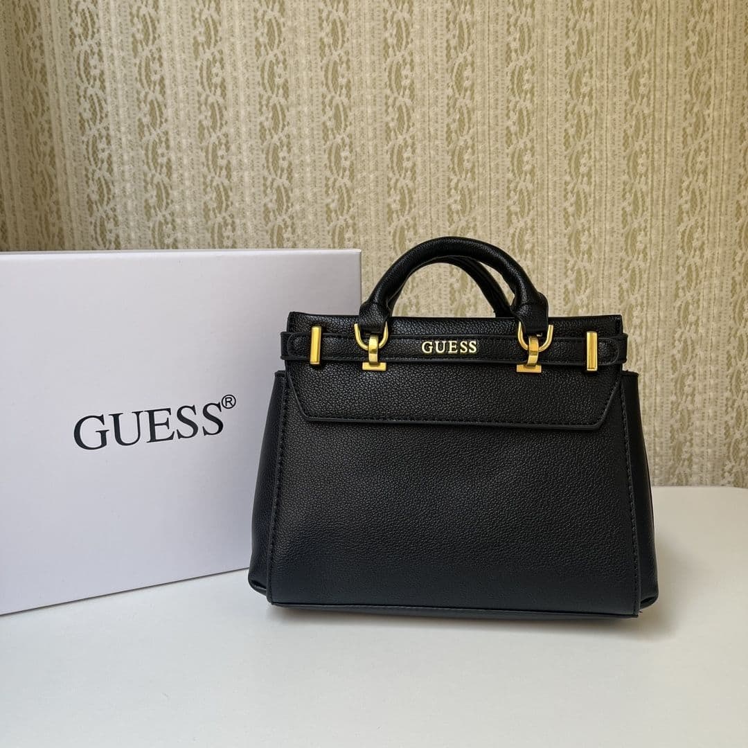 Sac fourre-tout imprimé élégant GUESS pour femme, sac à main spacieux en toile et cuir, design vintage pour un usage quotidien et des tenues tend