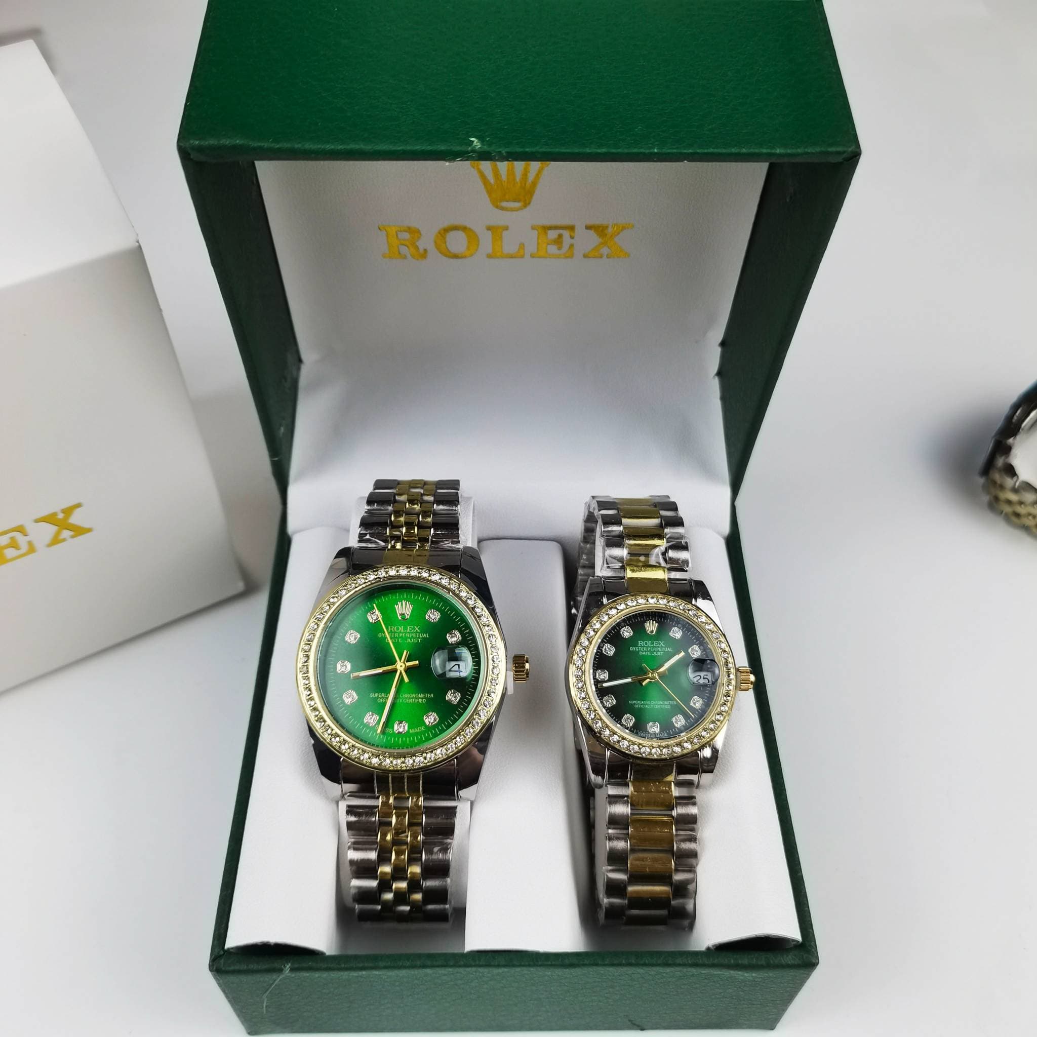 Série Submariner avec cadran calendrier bracelet en acier inoxydable entièrement en métal cadeau quotidien pour cent couples hommes femmes ensembl