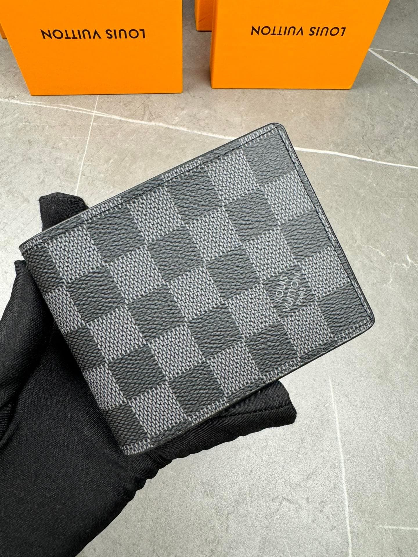 Portefeuilles courts pour hommes de haute qualité, disponibles en différents styles