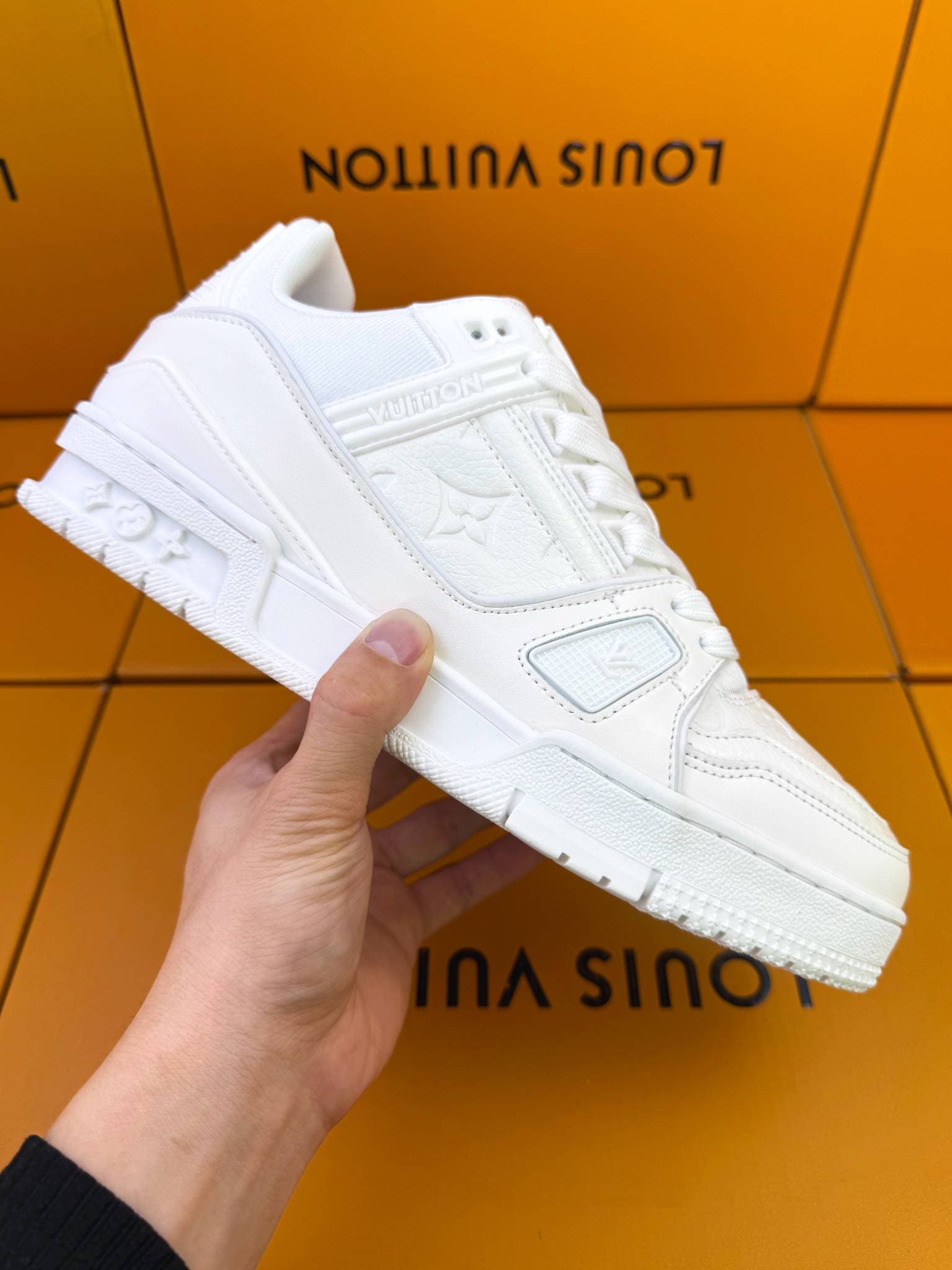 Chaussures de sport basses en cuir respirant patchwork, semelle souple et légère, style tendance et polyvalent, pour couples.