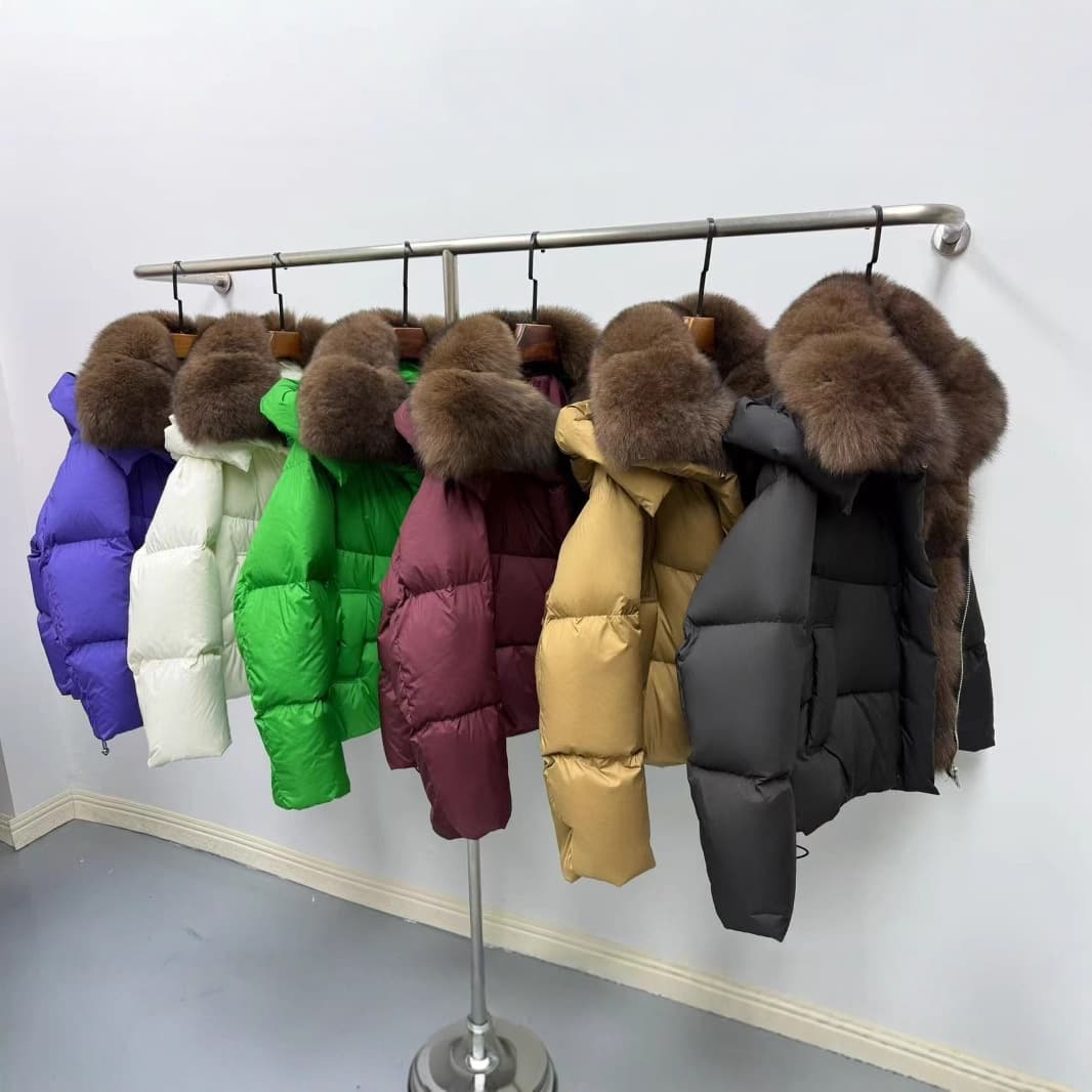 Women's Premium Fox Fur-Trimmed Short Puffer Jacket – Oversized Duck Down Coat With Detachable Collar (S-XL, Pastel & Jewel Tones)​
