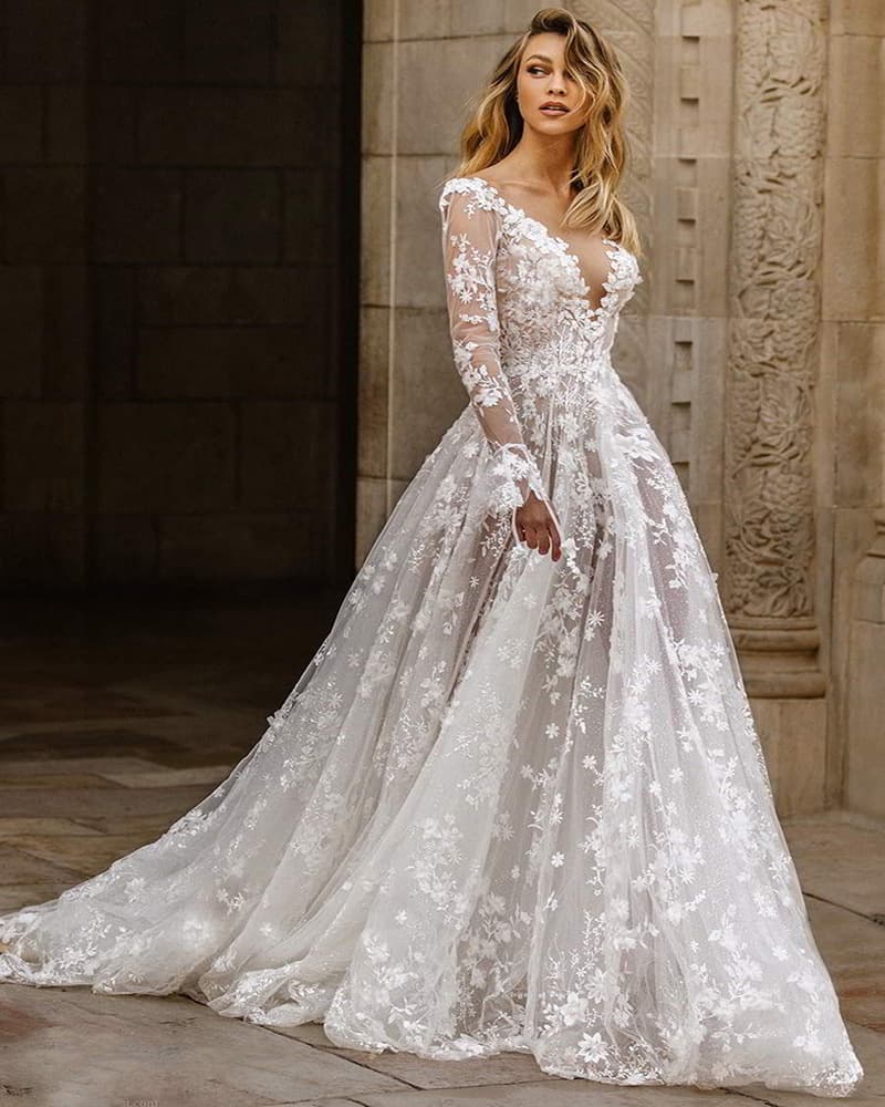 Women's Clothing Wedding Dress Sexy Lace Long Sleeved Dress Evening Dress