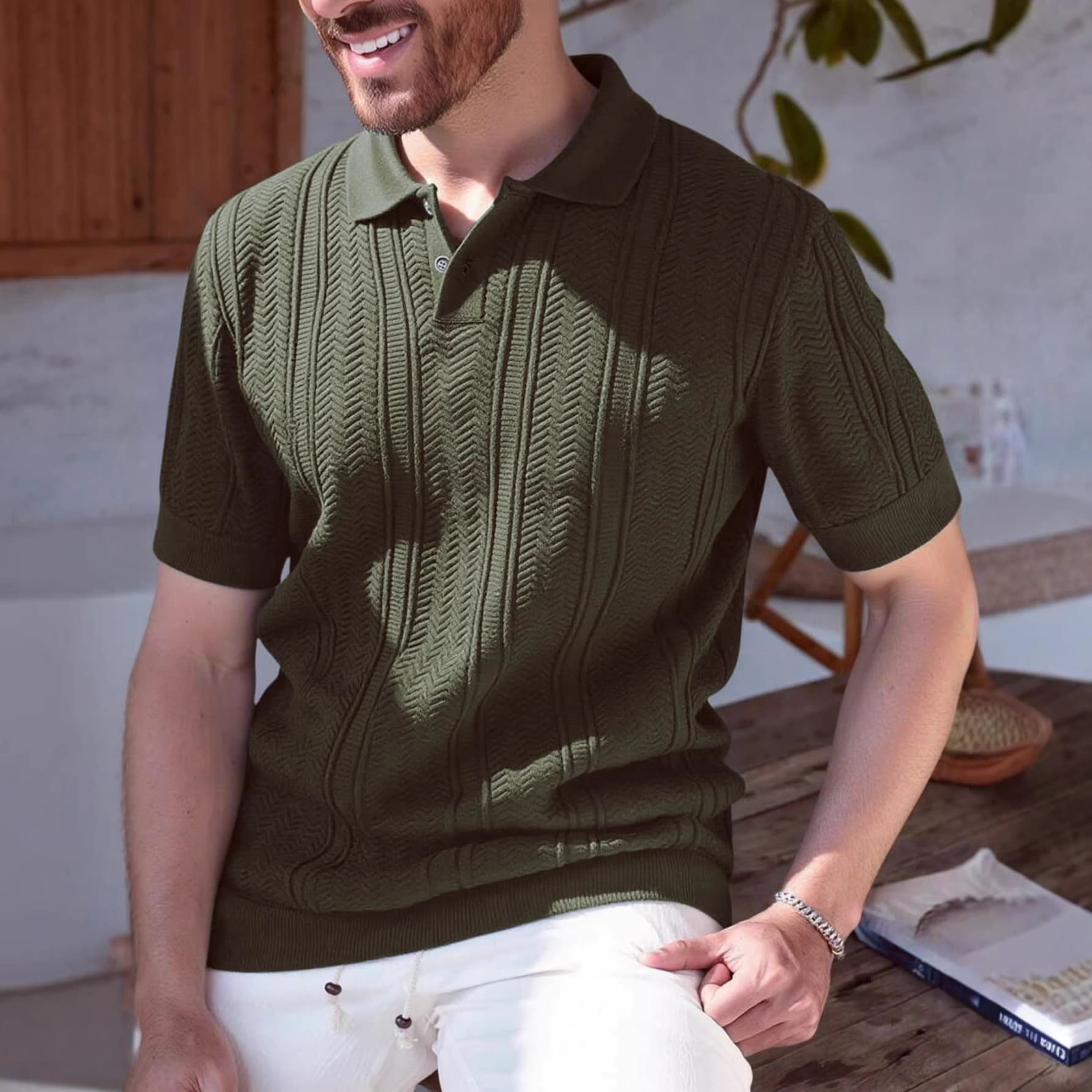 ​​Men's Dark Green Knit Polo Shirt - Breathable Summer Short Sleeve Button-Up Shirt With Ribbed Hem, Slim Fit & Stylish