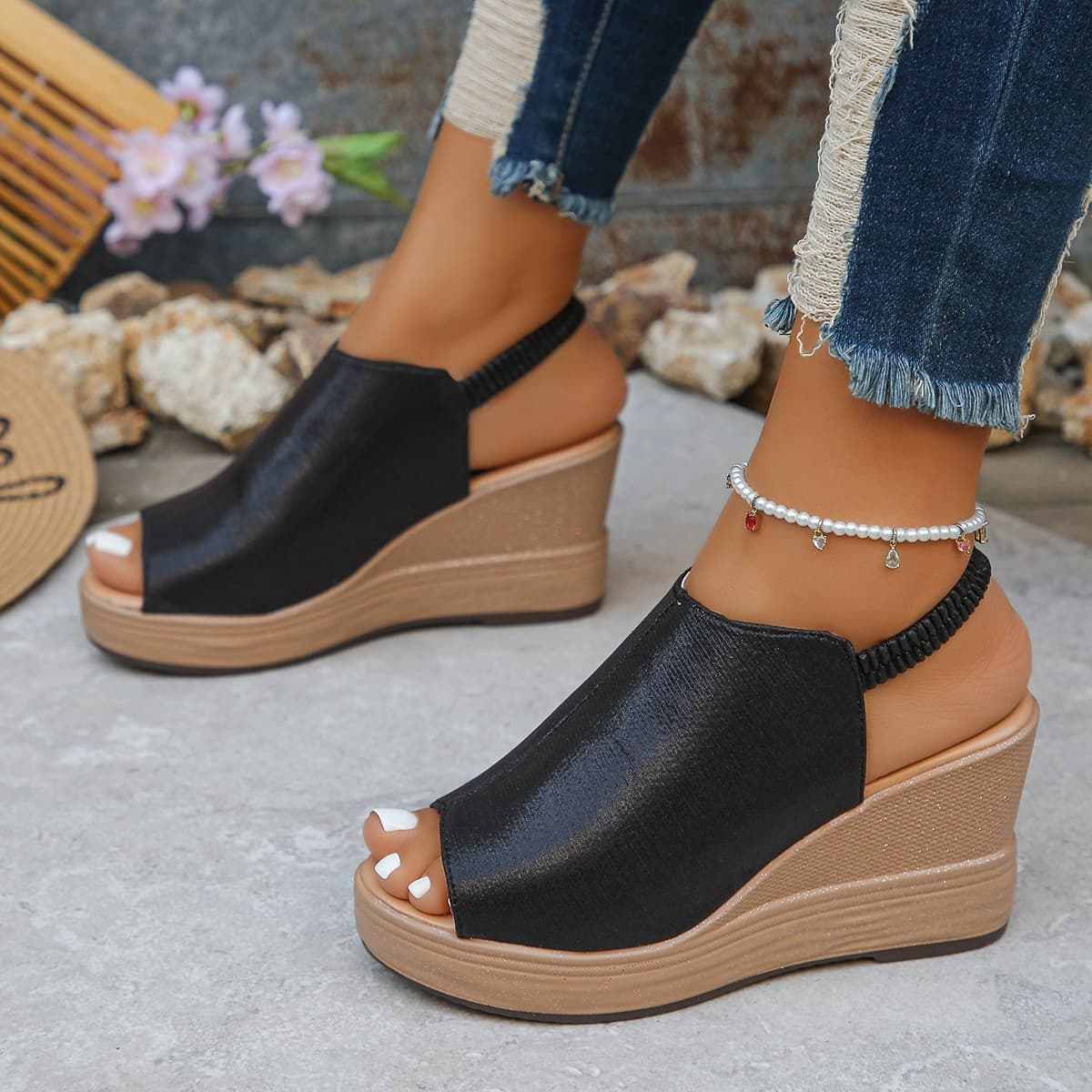 Women's Shoes Wedge Sandals For Women New Style Fashionable Thick Soled Slippers With One Line High Heels And Lightweight Women's Slippers