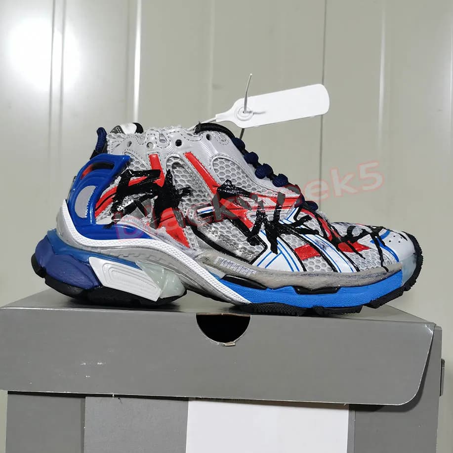 Piga Shoe Track 7.0 Runners Designer Casual Shoes Platform Brand Transmit Sense Hommes Femmes Graffiti Black Deconstruction