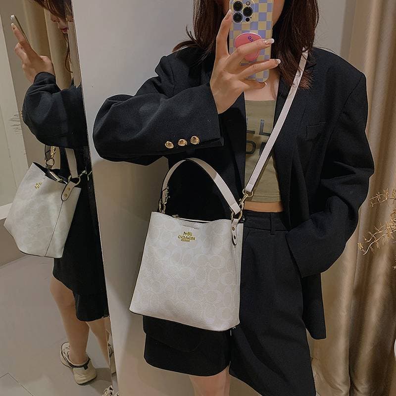 Sac à main en cuir pour femmes, livraison rapide, sac à bandoulière, sac de Shopping de luxe à la mode, 2023