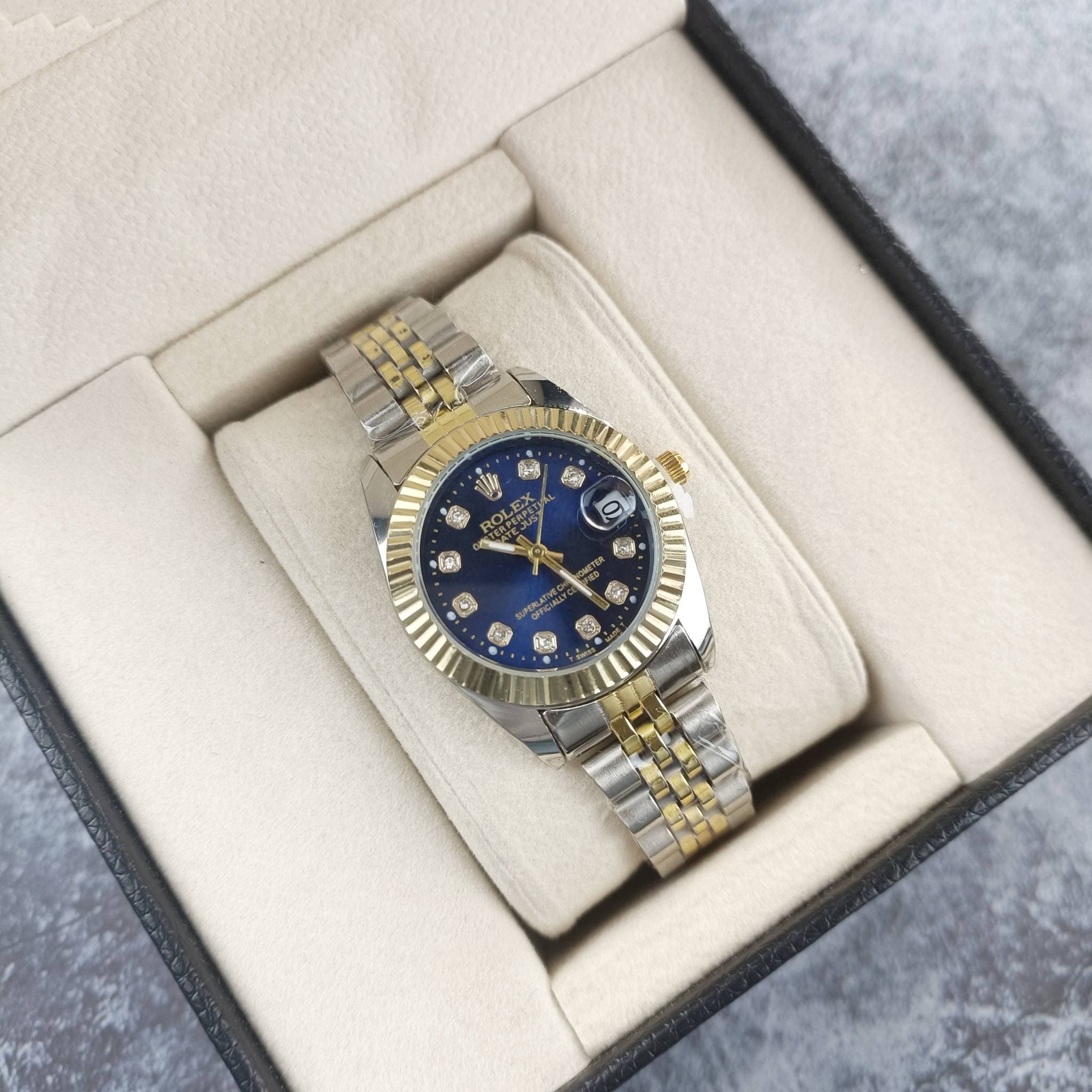 Montres à quartz de marque unisexe à la mode et tendance 14