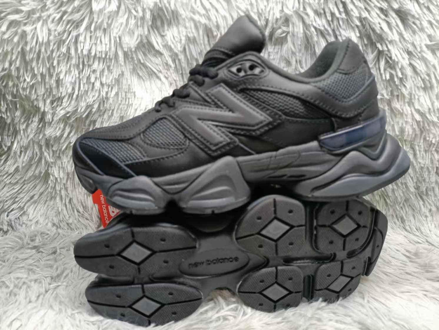 Baskets unisexes NewBalance NB9060 pour couples, style rétro décontracté, pour la course lente, style « papa ».