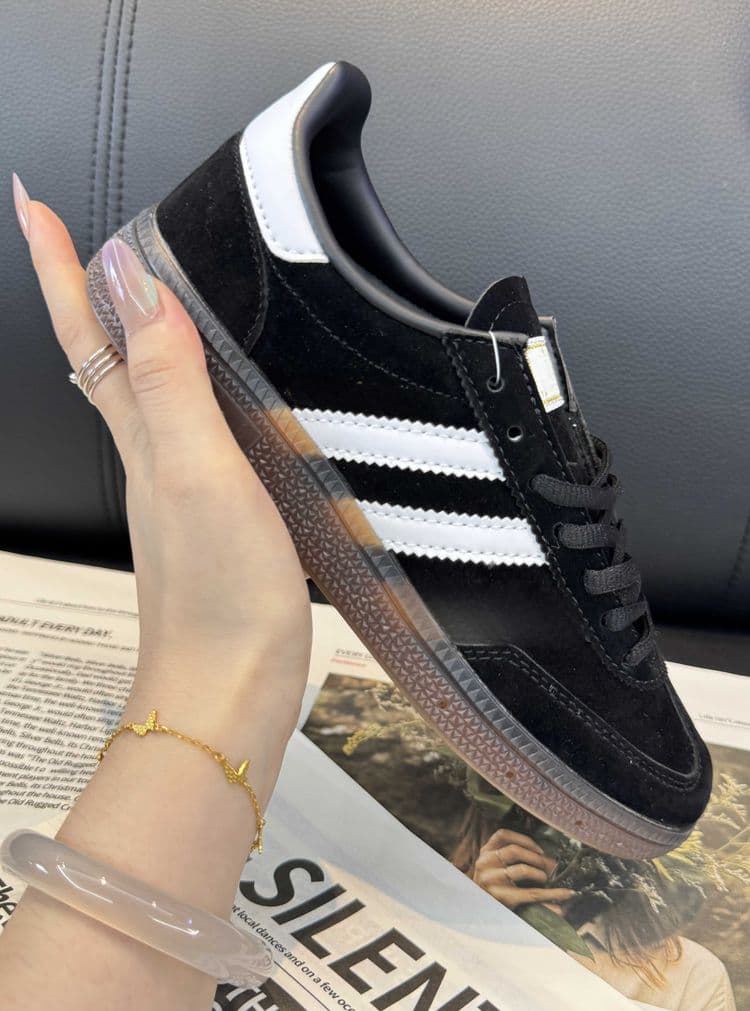 Baskets de style rétro sexy à imprimé léopard style militaire allemand