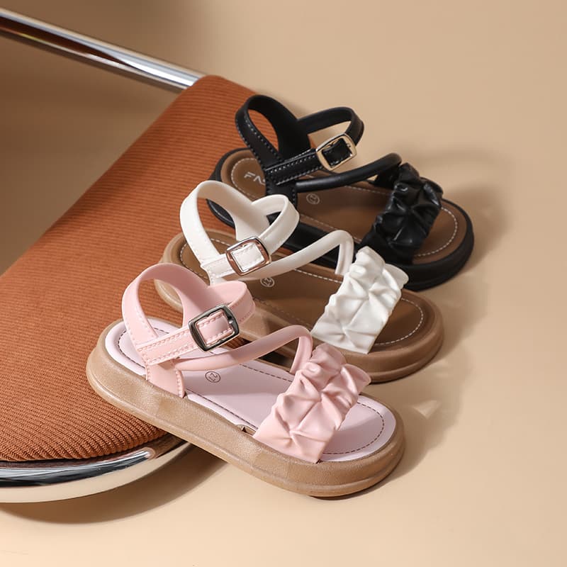 2025 Hot Style Cute Summer Non-Slip Fashion Princess Student Outdoor Beach Sandals For Girls