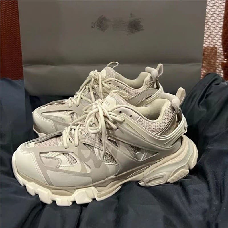 Chaussures de sport décontractées tendance, style papa, taille S, Paris Track 3.0 de troisième génération, avec éclairage LED intégré. Dispon