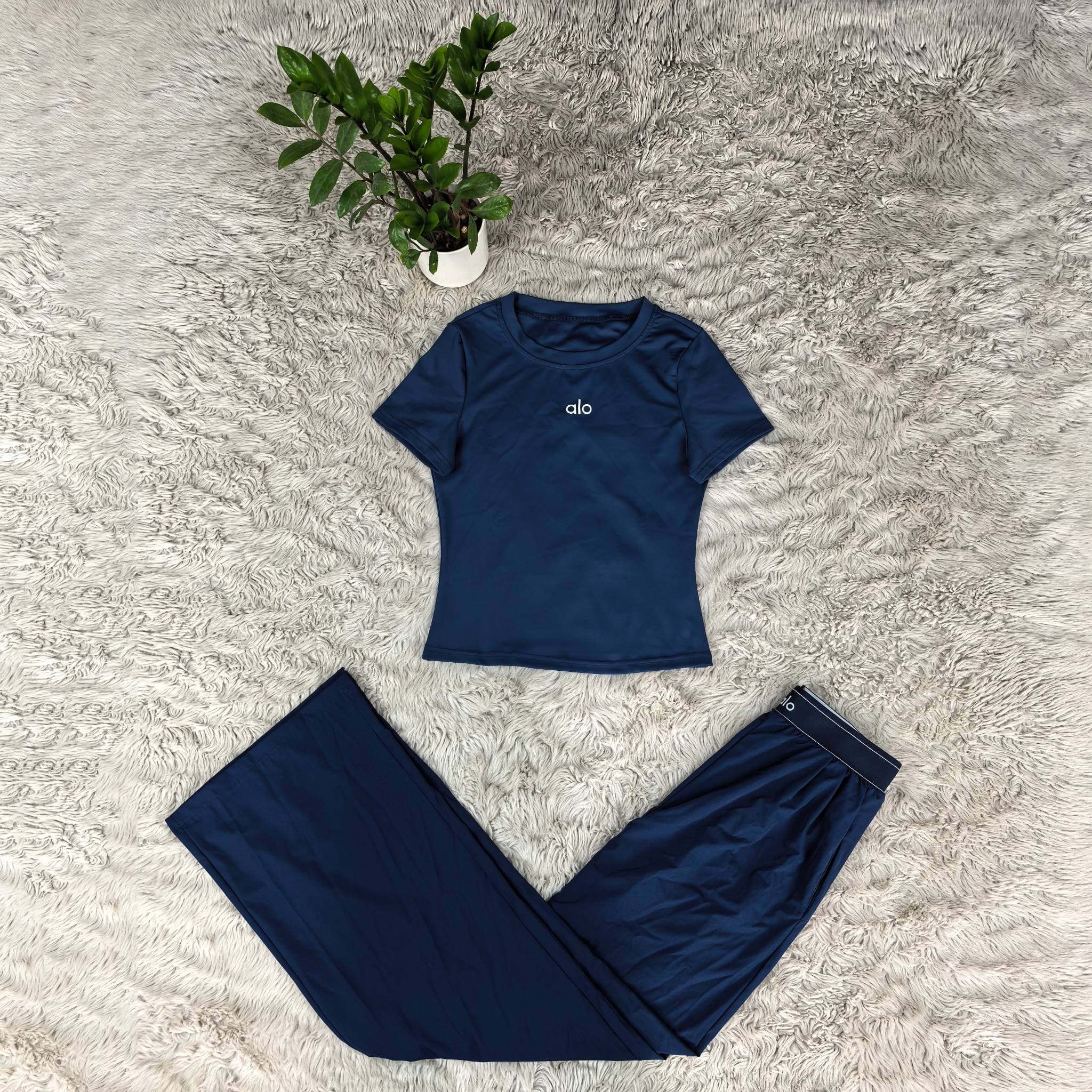Ensemble gilet brodé et pantalon large pour femme - Tenue décontractée d'inspiration européenne