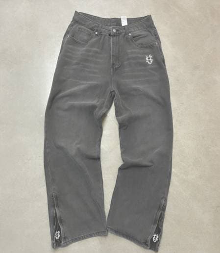 Men's Vintage Washed Embroidered Jeans - Straight Cut Denim Pants With Distressed Details & Artisan Stitching