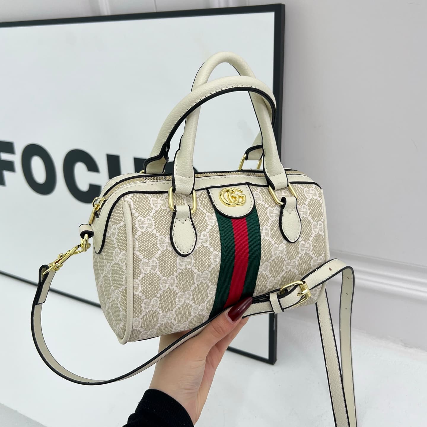 Sac à main bandoulière Gucci Ophidia Monogram New Boston Pillow Bag