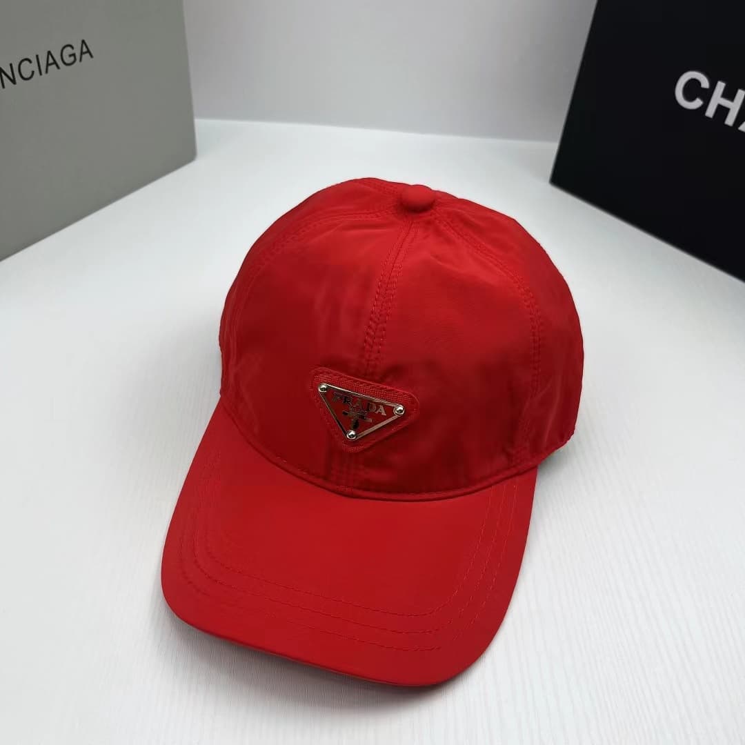 Étoile classique avec la même casquette de baseball