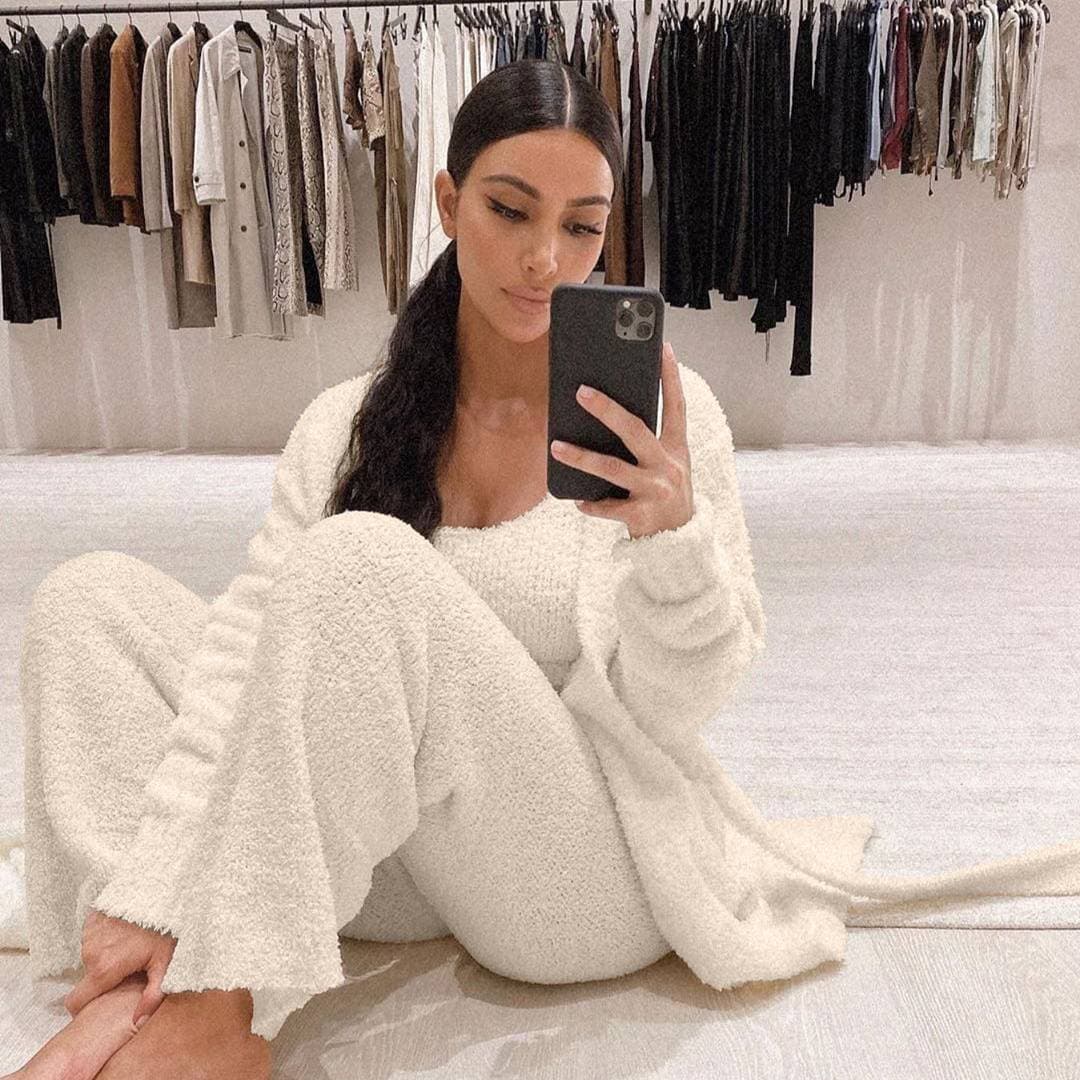 Women's Fleece Belted Robe Coat Two-Piece Set - Long Sleeve Loungewear & Outerwear For Fall/Winter Fashion