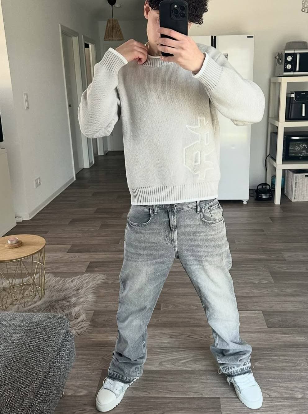 Men's Ice Blue Gradient Lightning Jeans High Ounce Denim Mid Waist Straight Pants Vintage Outdoor Casual Fashion For Autumn Winter