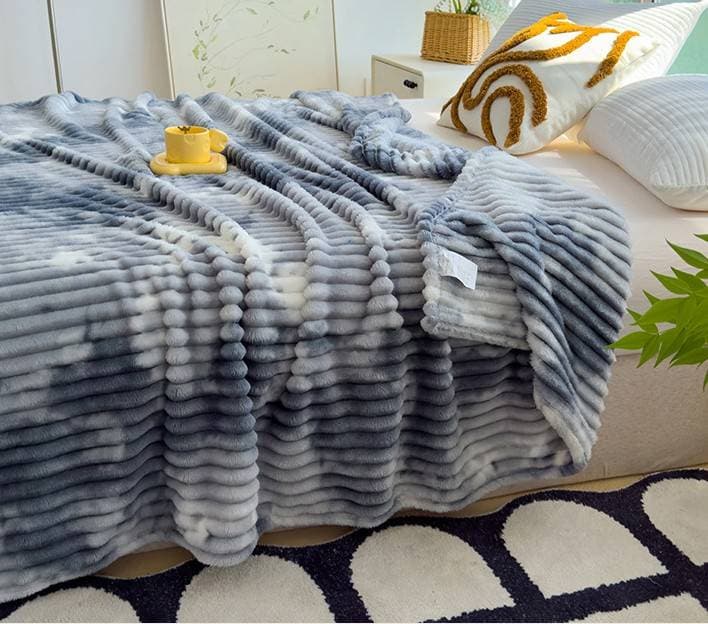 Thickened Blanket Milk Velvet Flannel Air Conditioning Blanket Sofa Cover Blanket Office
