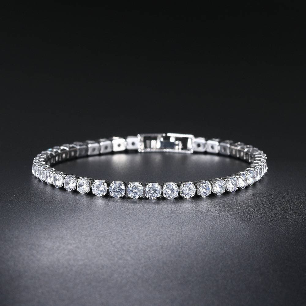 Unisex Jewelry Fashion Four-Prong Moissanite Bracelet – Dainty Single Row Chain (Minimalist & Luxe)
