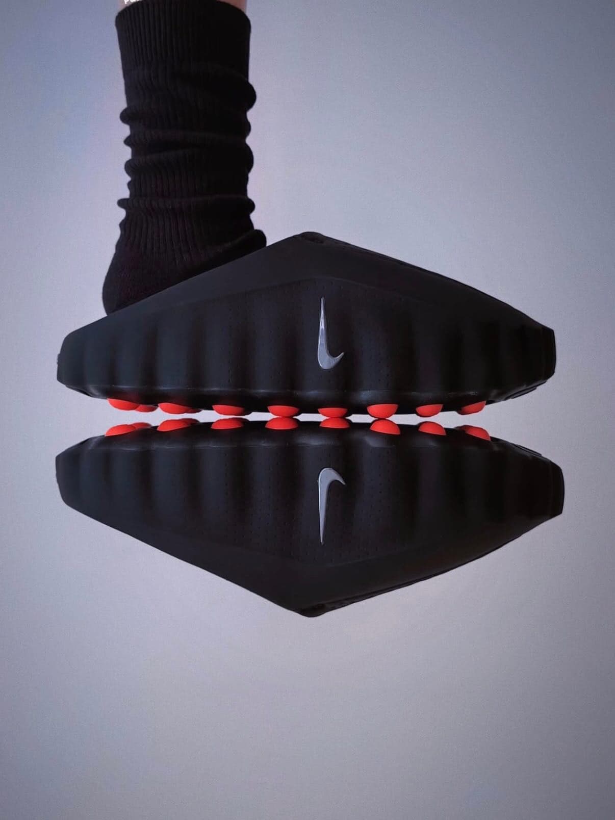 Nike Mind 001 Men's Comfortable Tech-Inspired Closed-Toe Slides