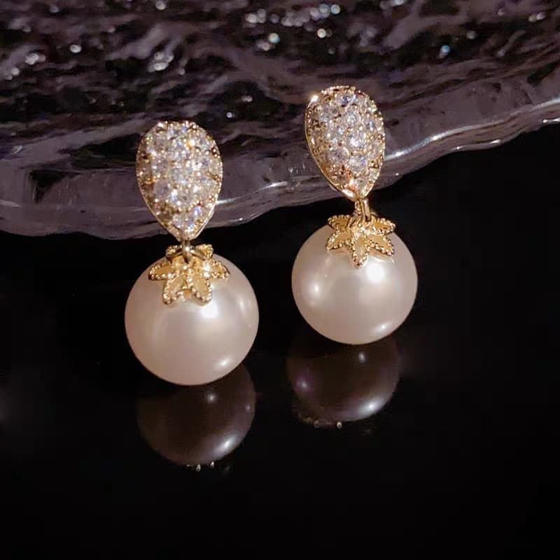 Light Luxury Gentle Flower Elegant Water Pearl Exquisite Fashionable Personality Versatile Stud Wholesale Drop Earrings