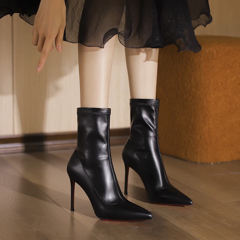 Chaussures pour femmes Huangbu 2025 automne hiver nouvelles chaussures élastiques en cuir mince semelle rouge bout pointu talon fin élégant noir c