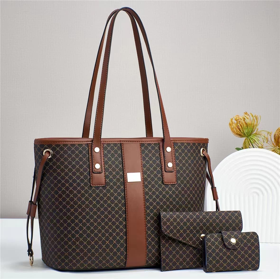 Women's Bags Shoulder Handbag Messenger Bag This Year Popular New Fashion Large Bag Female