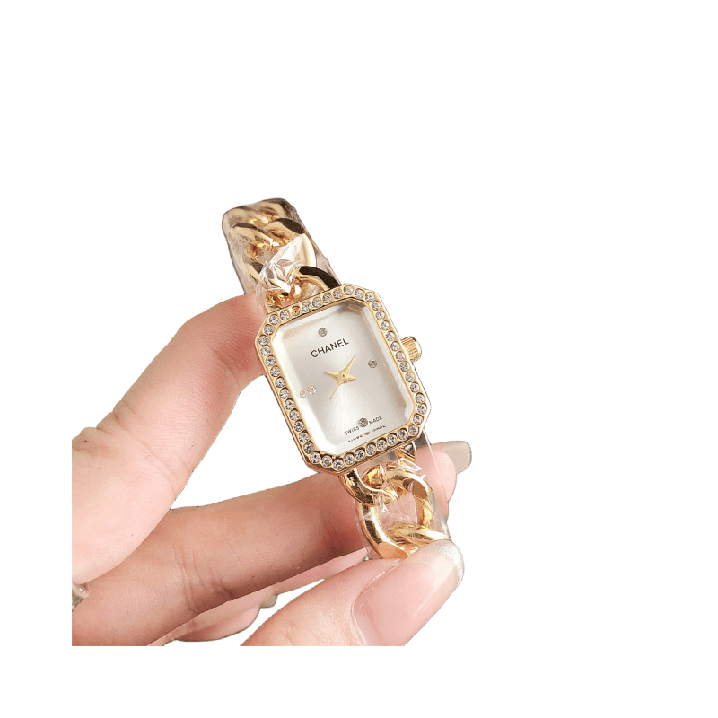 Marque de luxe petit style de parfum montre à sucre carrée femmes dames lumière de luxe niche senior nom marque rétro compacte montre carrée dia