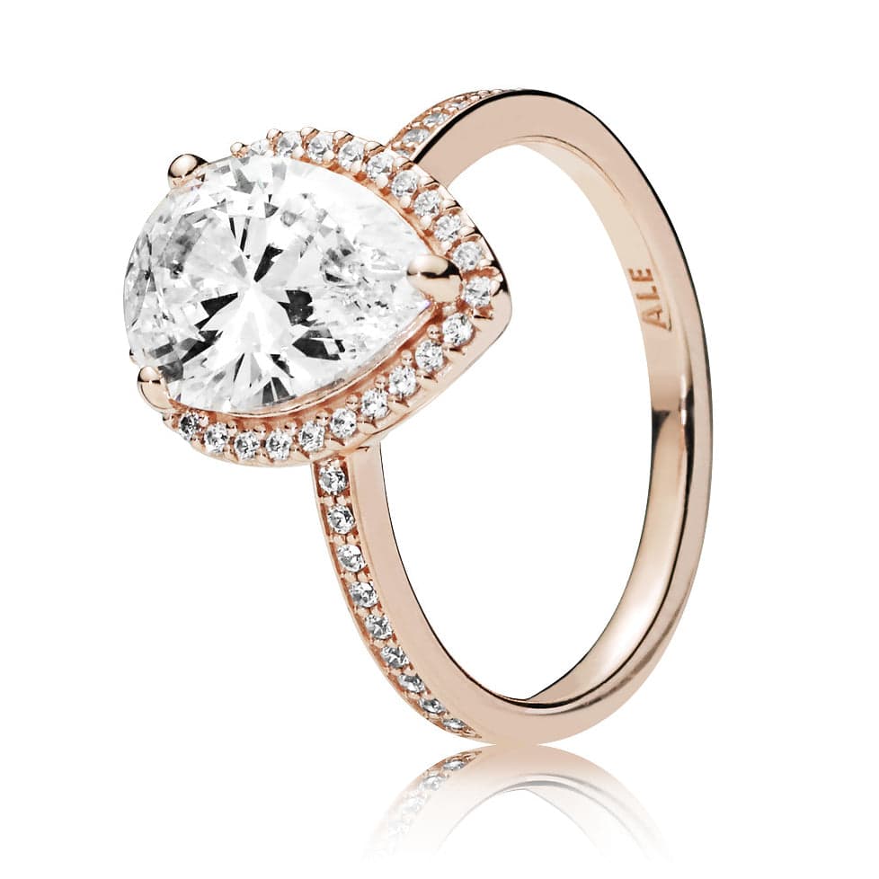 Fashion Sparkling Teardrop Ring