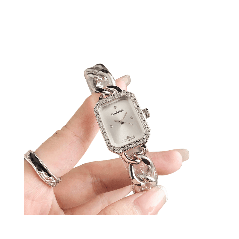 Marque de luxe petit style de parfum montre à sucre carrée femmes dames lumière de luxe niche senior nom marque rétro compacte montre carrée dia