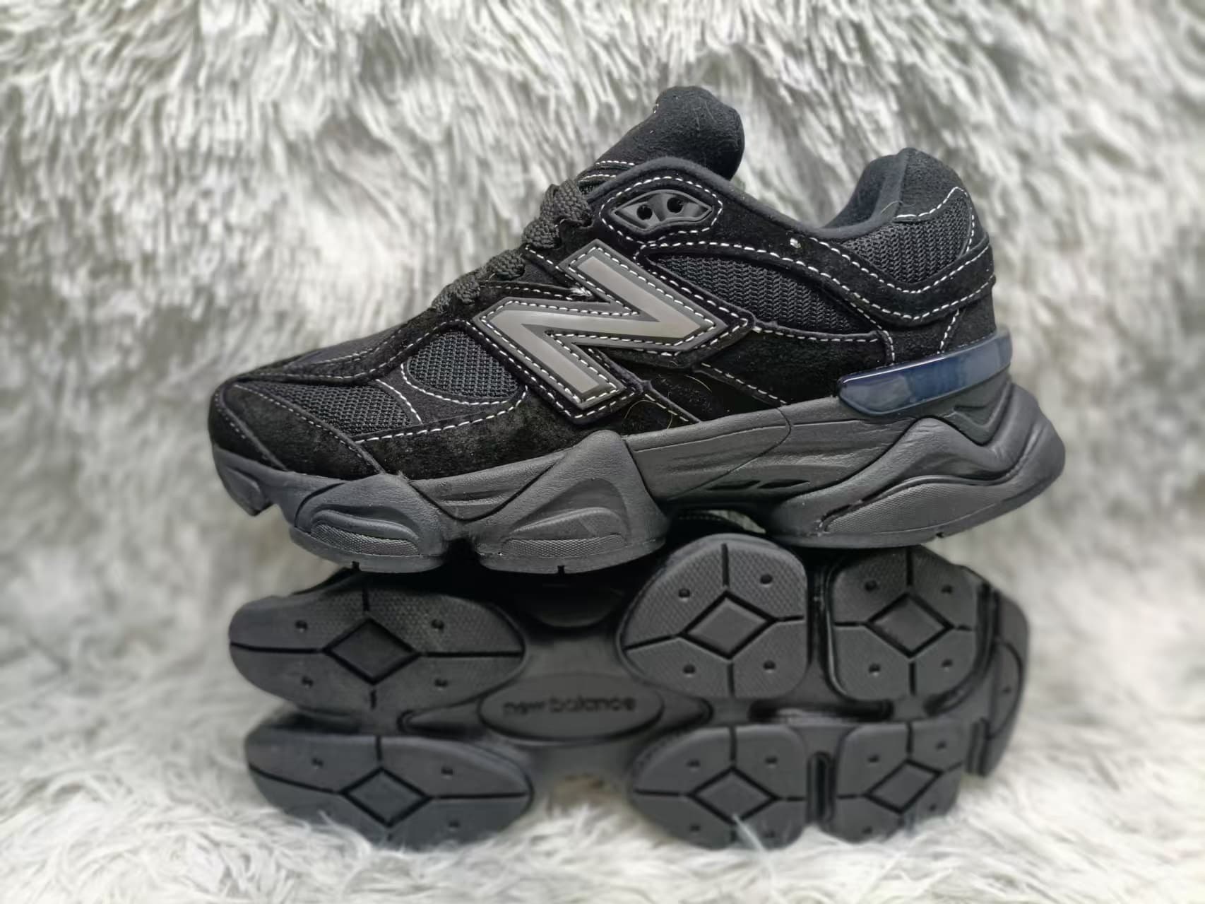 Baskets unisexes NewBalance NB9060 pour couples, style rétro décontracté, pour la course lente, style « papa ».