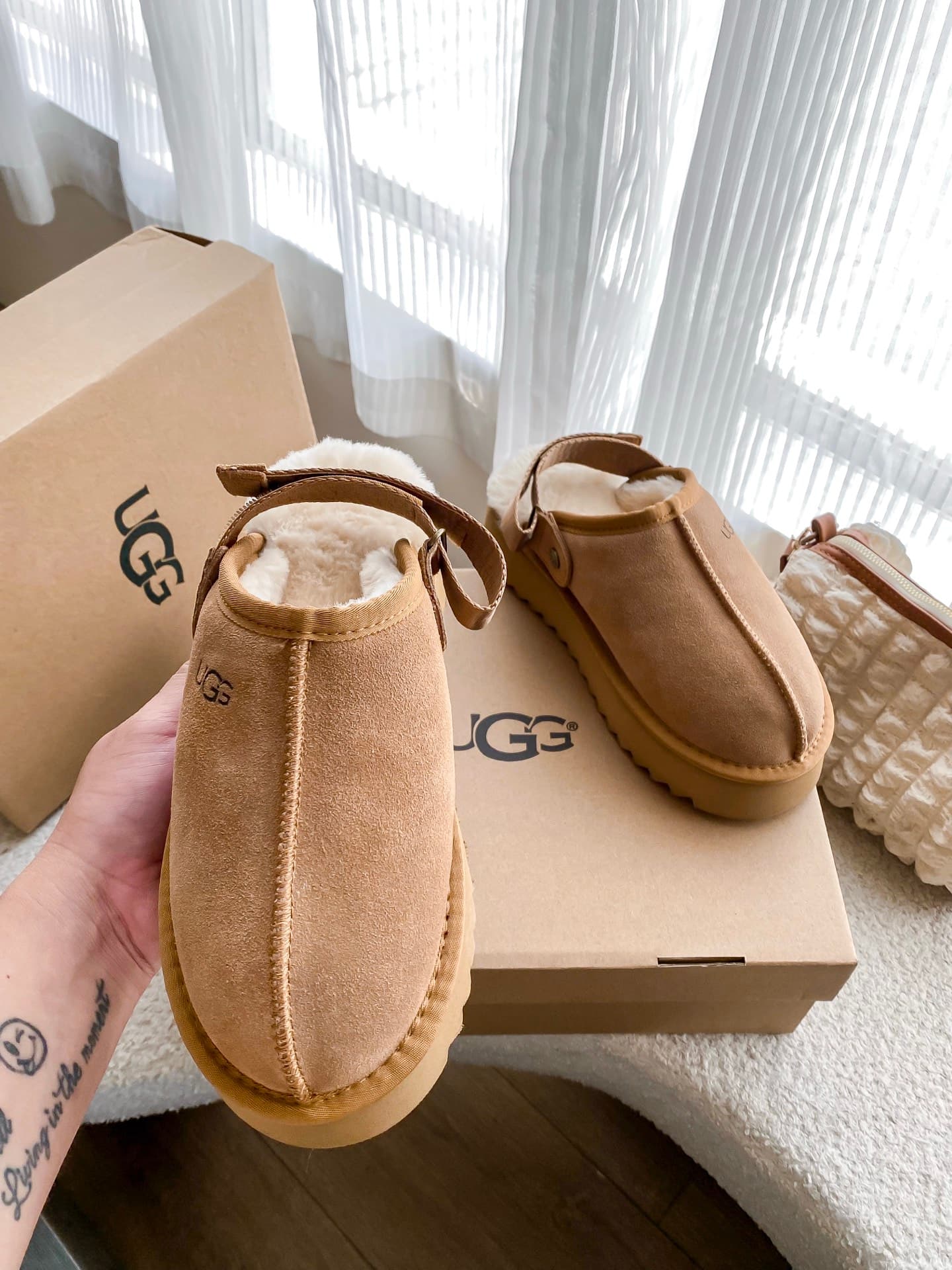 Sabots UGG pour femme en daim à plateforme, mules à bride arrière, chaussures d'hiver chaudes doublées de fourrure, semelle épaisse, gris, chât