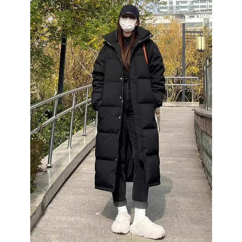 ​​"Extra-Long Winter Coat For Women – Detachable Hood Knee-Length Puffer Jacket (Black, S-XXL)"​​