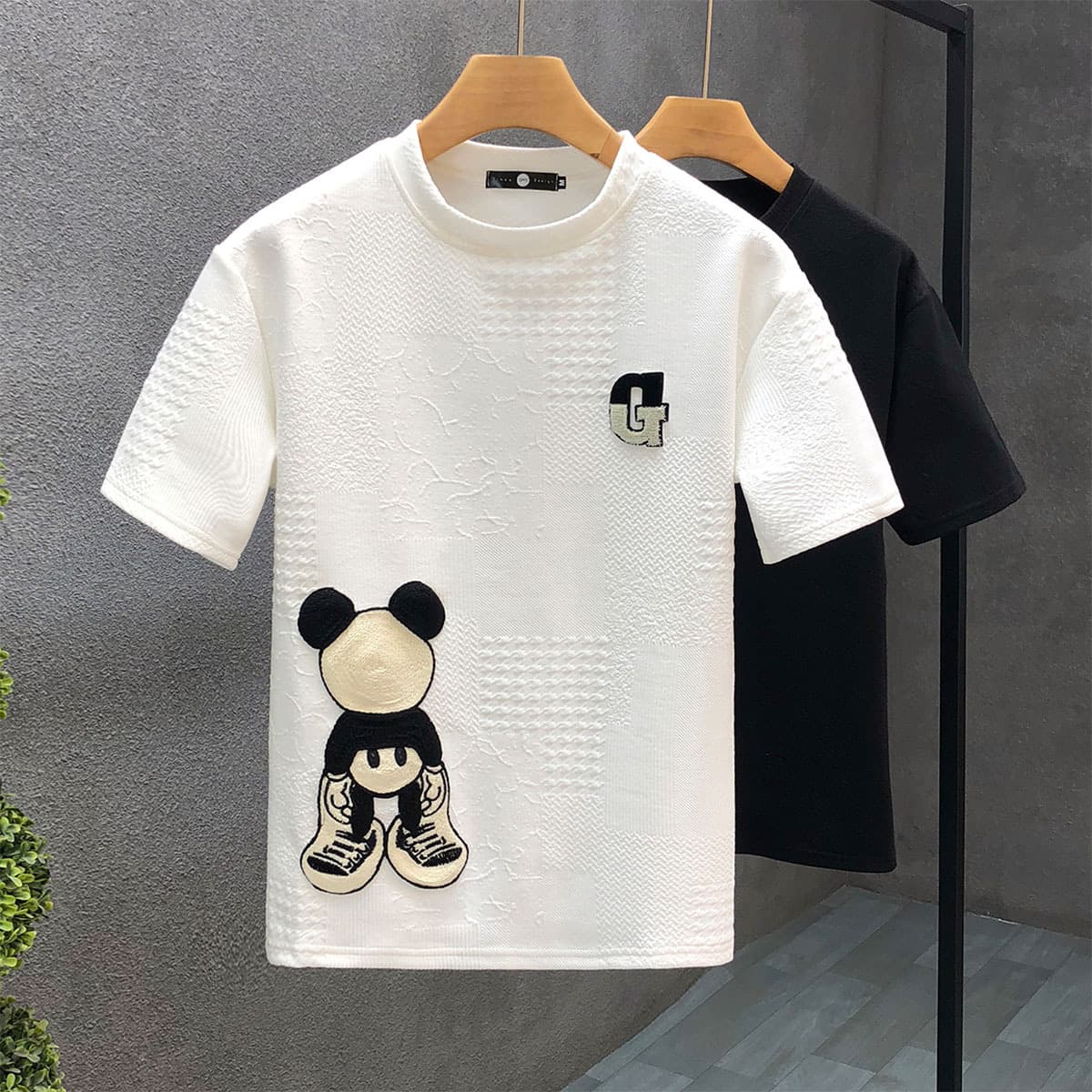 Men's clothing Super handsome embroidered bear short-sleeved T-shirt men's brand ins round neck men's clothing 2024 summer new half-sleeve