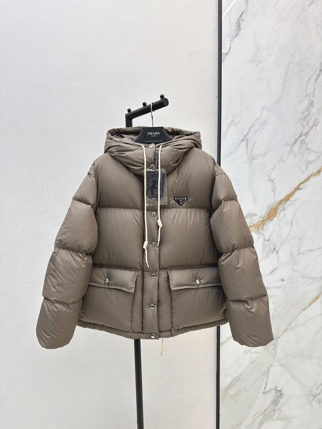Collection automne/hiver 2025 Pra Doudoune à capuche en coton avec grandes poches, marque de mode féminine tendance, veste décontractée ample et