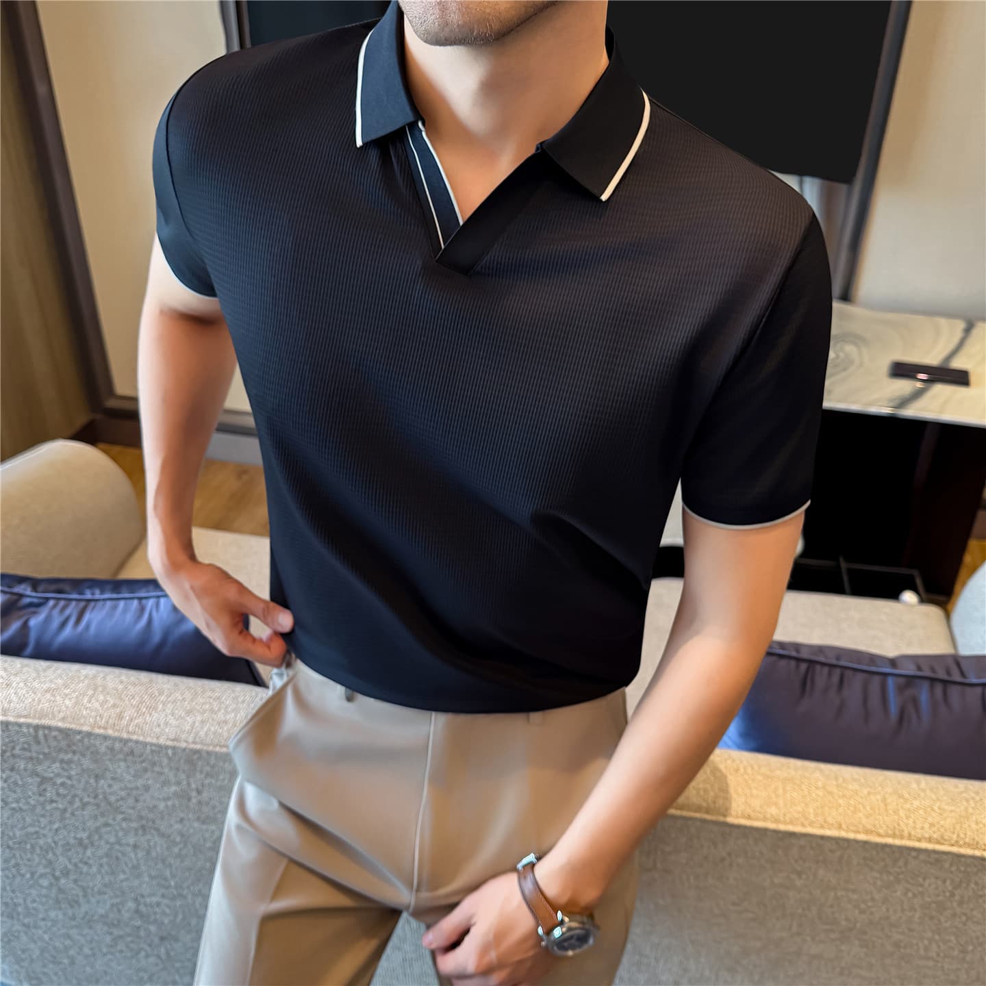 Men's Seagull Collar Short Sleeve Polo Shirt Textured Breathable Summer T-Shirt With Side Slits