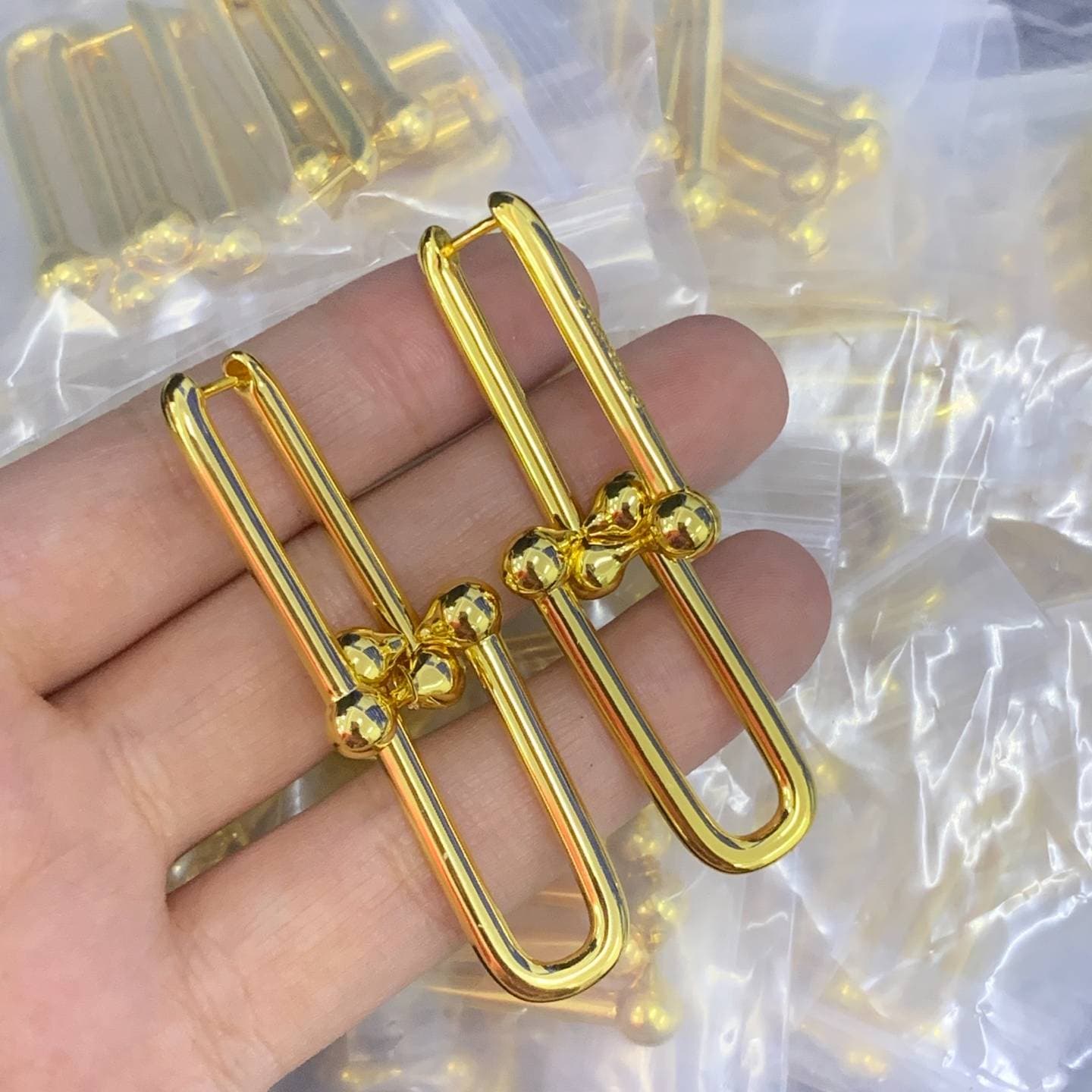Stud Earrings Feminine Temperament Online Celebrity Advanced Sense Earrings Light Luxury Niche Design Sense Joker Earrings