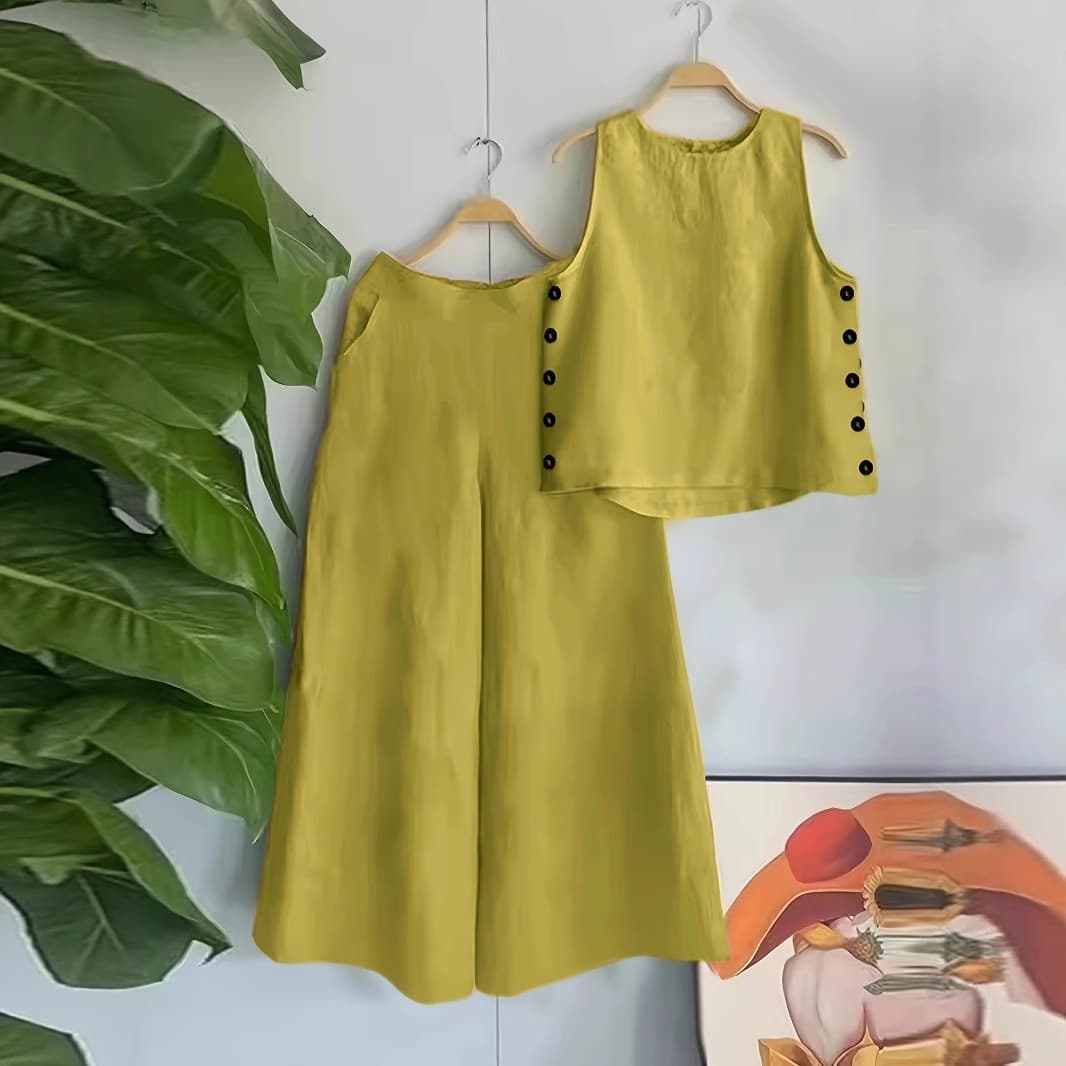 Women's Clothing Hot Selling Summer Wear A Complete Set Of Women's New Niche Design Vest Short Sleeved Warm