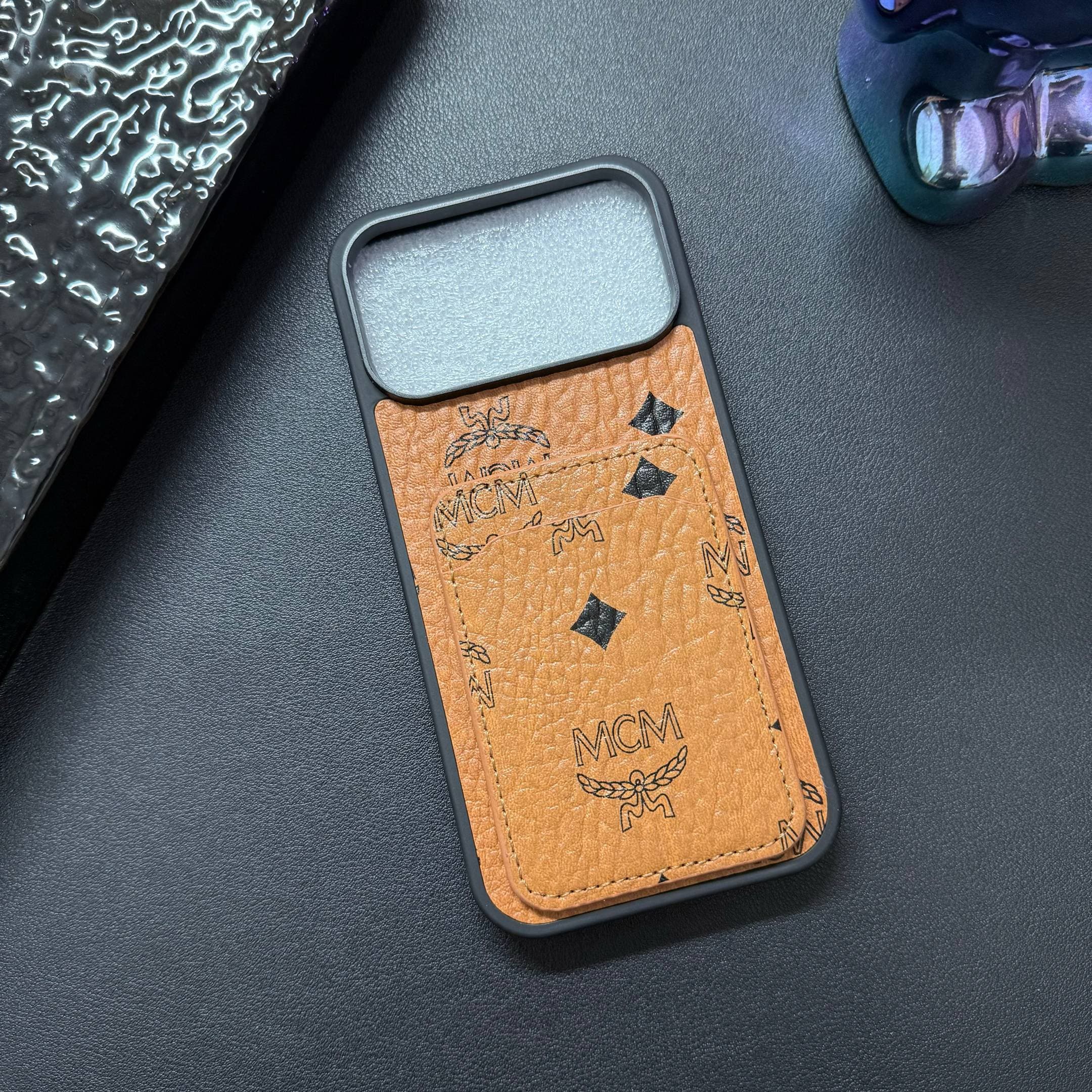 Étui de téléphone haut de gamme avec emplacement pour carte pour iPhone 17 Pro Max et iPhone 16
