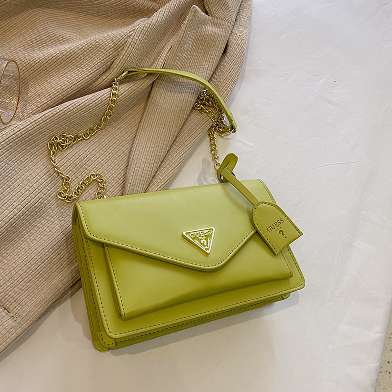 Sac bandoulière tendance pour femme, style écolière, collection 2026